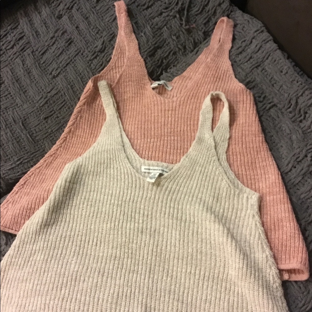 Pair American eagle tank tops